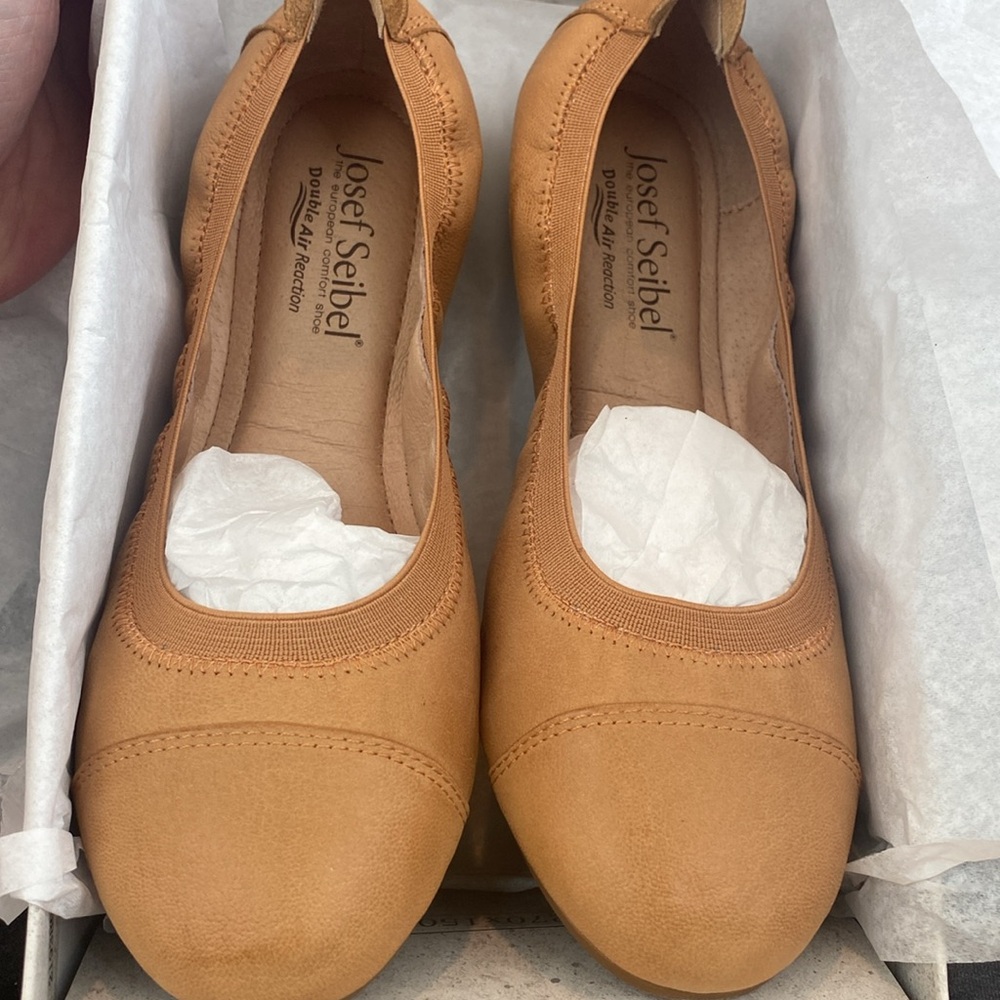 Josef Seibel Pippa 07 ballet flats size 36 new in box (box shows wear damage) - Picture 2 of 6